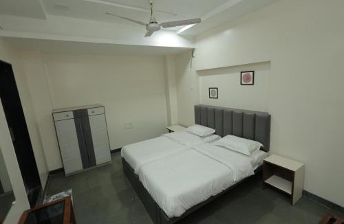 Dhule Hotel | Hotel Keshav Pride
