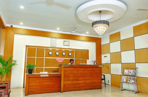Adoor Hotel | Hotel Lals Residency, Adoor