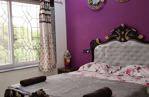 Mahabaleshwar Hotel | Hotel Laxmi Niwas