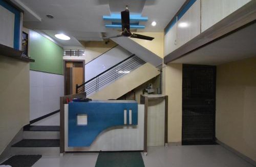 Shirdi Hotel | Hotel Madhava