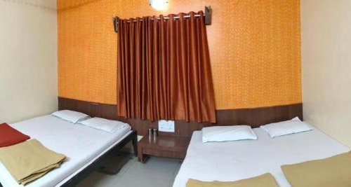 Shirdi Hotel | Hotel Madhava