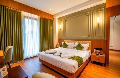 Muvattupuzha Hotel | HOTEL MARIAPARK KALLooRKKAD