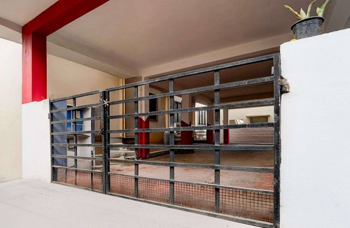 Peelamedu House | Hotel O Coimbatore International Airport