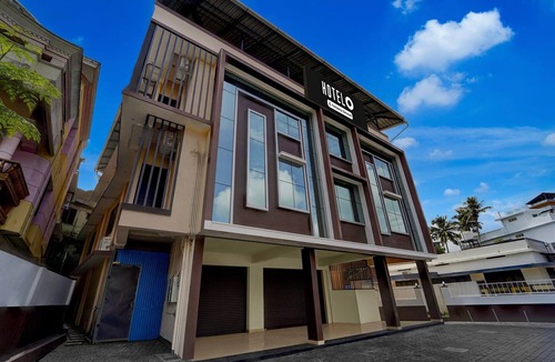Kazhakuttam House | Hotel O Engineering College Sreekaryam