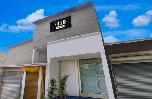 Ghatkopar West House | Hotel O Jagruti Nagar Ghatkopar
