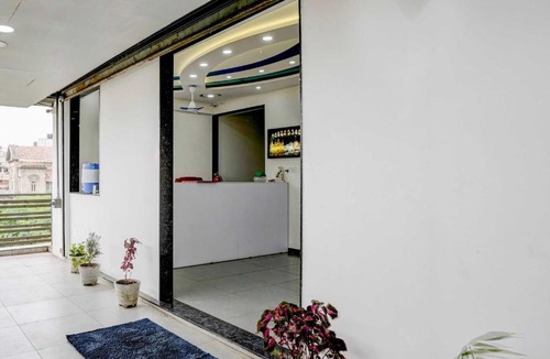 Rajkot Hotel | Hotel O Surya Dev