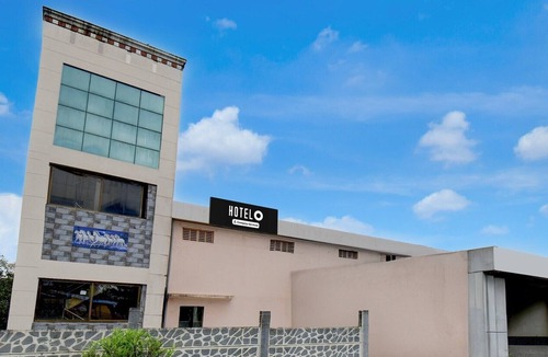 Wadgaon House | Hotel O Talegaon MIDC