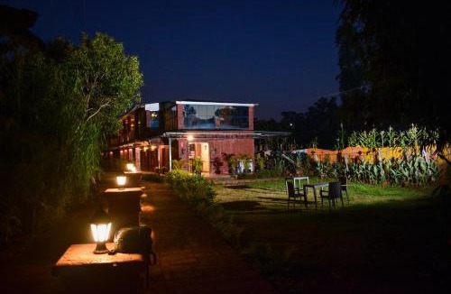 Gureghar Hotel | Hotel On The Rocks to Hotel On The Rocks With Swimming