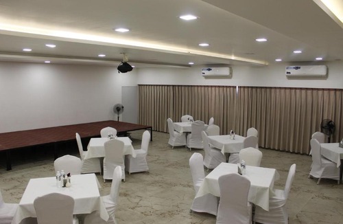 Rao Colony Hotel | Hotel Planet Four