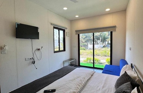 Dwarka Hotel | Hotel Rainbow Dwarka