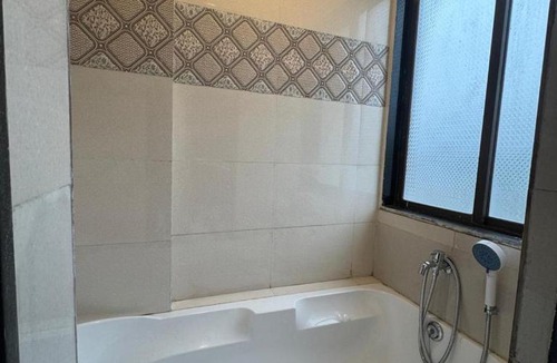Pardi Hotel | Hotel Ramdev Rooms