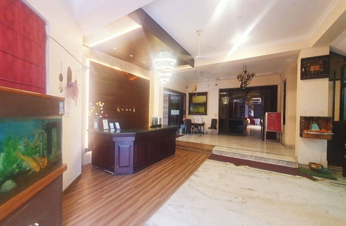 Jhansi Hotel | Hotel Shrinath Palace