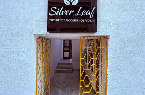 Vile Parle East Hotel | Hotel Silver Leaf - Vile Parle East - Near Mumbai Airport