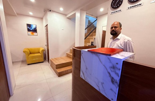 Vile Parle East Hotel | Hotel Silver Leaf - Vile Parle East - Near Mumbai Airport