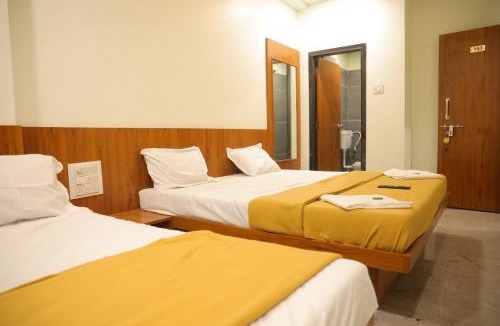Shirdi Hotel | Hotel Sumeet Palace