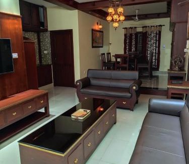 Kazhakuttam Hotel | Hotel Suncity Villa