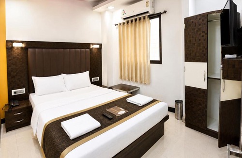 Sakinaka Hotel | Hotel Taj Palace - Near Mumbai Airport