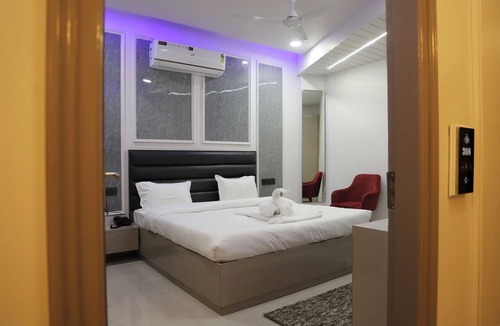 Sirsa Hotel | Hotel The 9s