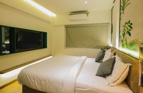Mira Road East Hotel | Hotel Western