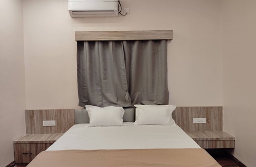 Ellora Other | Ideal for family trips, Ellora Caves & temple visits,peaceful weekend getaways.