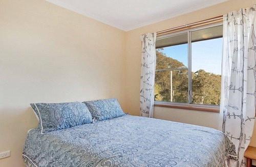 Narooma House | Inlet Views @ The Loop