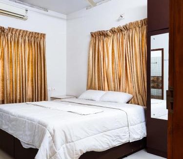 Kovalam Apartment | J & J Residential Homestay