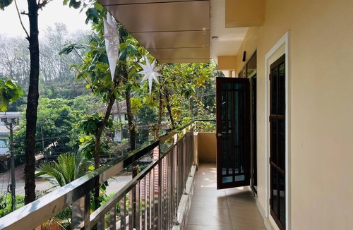 Todupulai Apartment | JDMX Park Villa #1 Free Breakfast, Near Thommankuthu Waterfalls & Vagamon