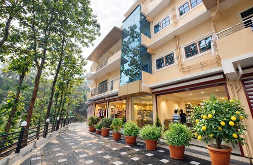 Todupulai Apartment | JDMX Park Villa #1 Free Breakfast, Near Thommankuthu Waterfalls & Vagamon