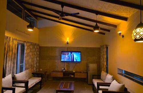 Anjaneri Villa | Kimaya Cottage - 2BHK 1 Washroom