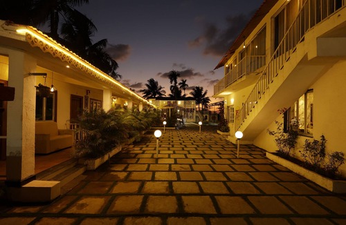 Murud Hotel | King of Kings by iLiF Hotels