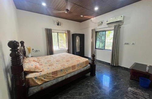 Kundapur House | Lake View