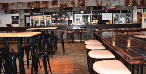 Taroom Hotel | Leichhardt Hotel