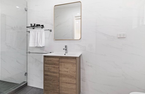 Lemon Tree Passage Hotel | Lemon Tree Passage Motel
