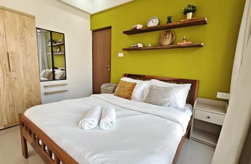 Dadar Apartment | Lite Stays - Dadar West