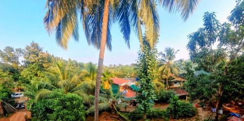 Paliyem Apartment | Living in Paradise 1&2BHK Apartment, 'Peaceful stay away from crowds, just a short drive to the beach'
