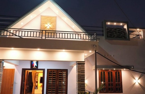 Anakkara House | Lovely 3-bedroom house in charming Chakkupallam perfect for families