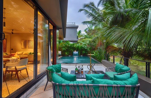 Nagoa Villa | Luxurious 4BHK Villa With Private Pool