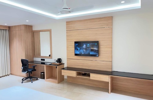 Eluru Hotel | M Convention