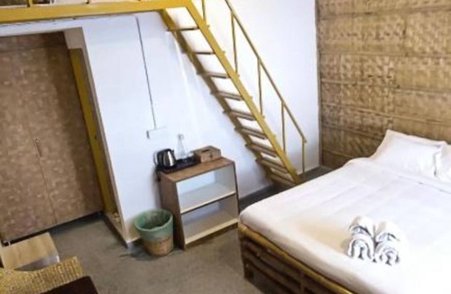 Devanahalli Bed & Breakfast | Maharsh Bamboo Stays near Devanahalli Deluxe Room