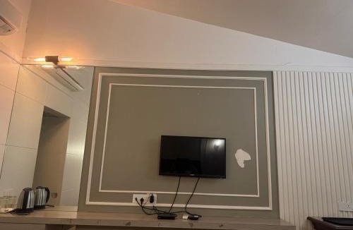 Vasai Hotel | Majestic Inn