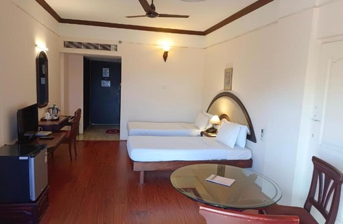 Kozhikode Hotel | Manuelsons Malabar Palace