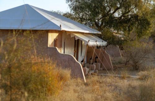 Khattalwada Hotel | MANVĀR Kumat Thar Serenity Camp