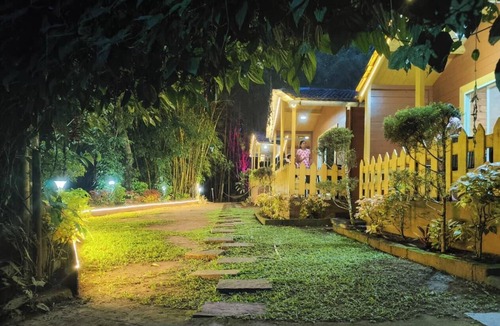 Virarajendrapet Cottage | Marvelous 5-bedroom cottages. Pet friendly