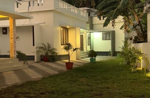 Edava Villa | Mcday Villa Stay offers clean rooms, friendly service and a relaxing stay here.