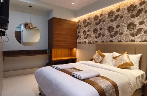 Thane West Hotel | Mi Residency Lodging & Boarding