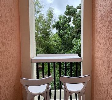 Siolim Apartment | Mirashya's Comic Escape - Unique 2D Stay for Couples & Nomads Near Vagator Beach