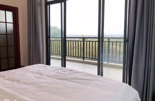 Qingyuan Apartment | Mountain Spring Villa