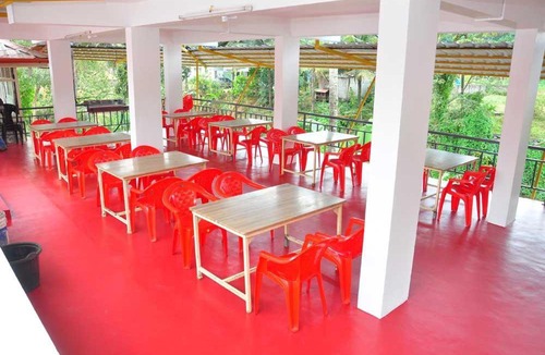 Devikolam Bed & Breakfast | Munnar valleys dormitory