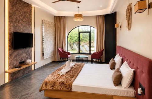 Indore Hotel | Nakshatra Aura