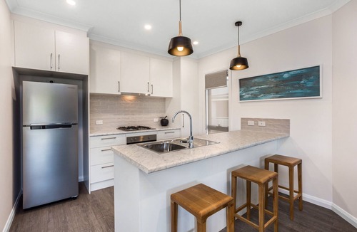 Bendigo Hotel | National Hotel Complex and Bendigo Central Apartments